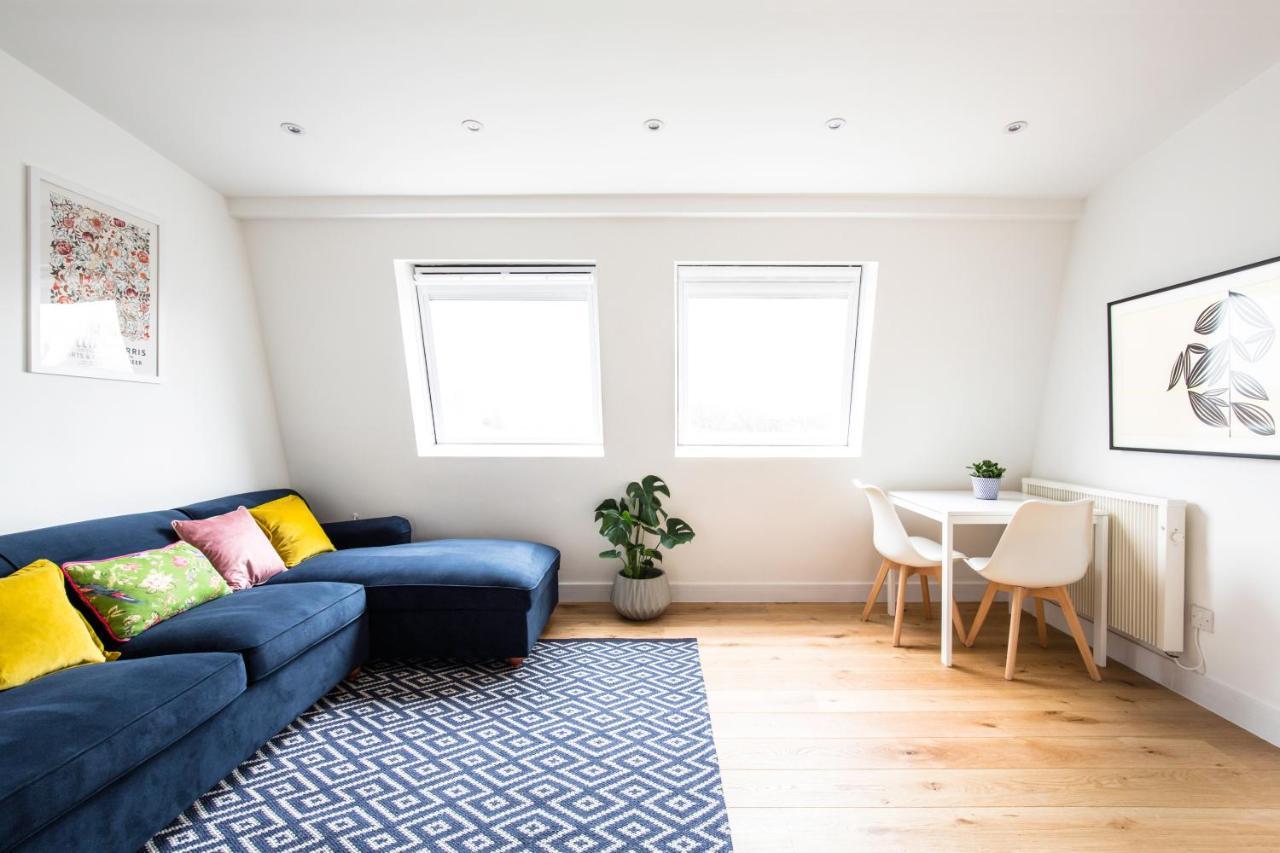 The Penthouses, 9 Albion Mews Честер Экстерьер фото